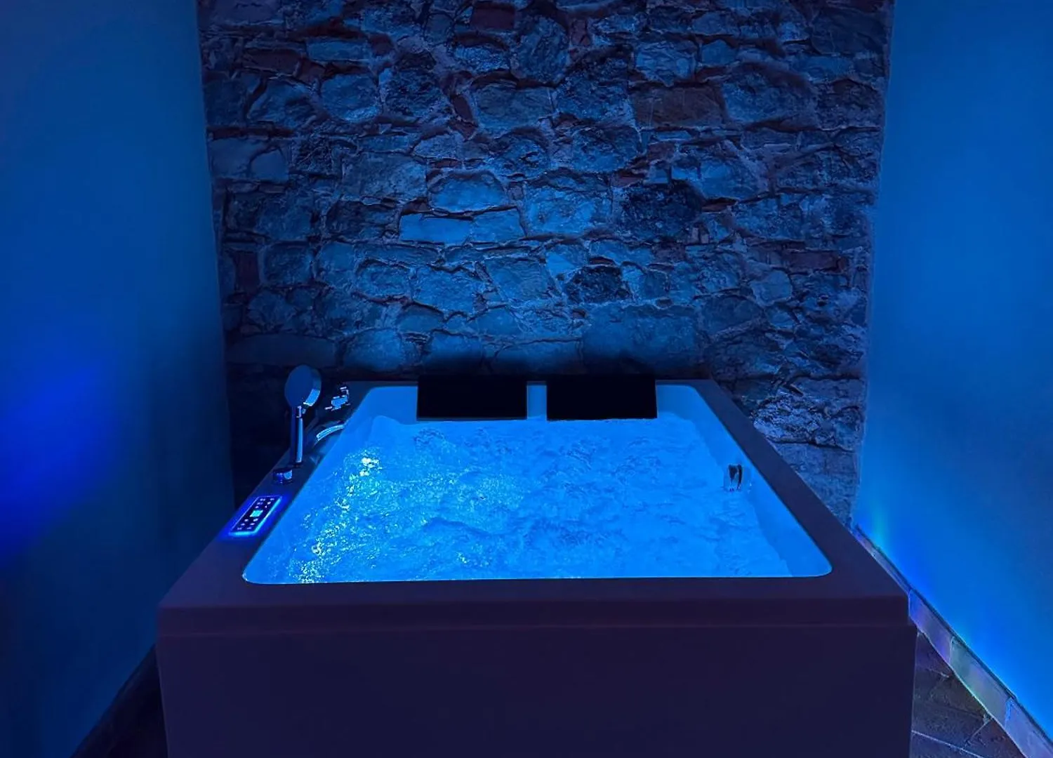 Rustico Con Jacuzzi In Toscana Lano 0*,  Italy