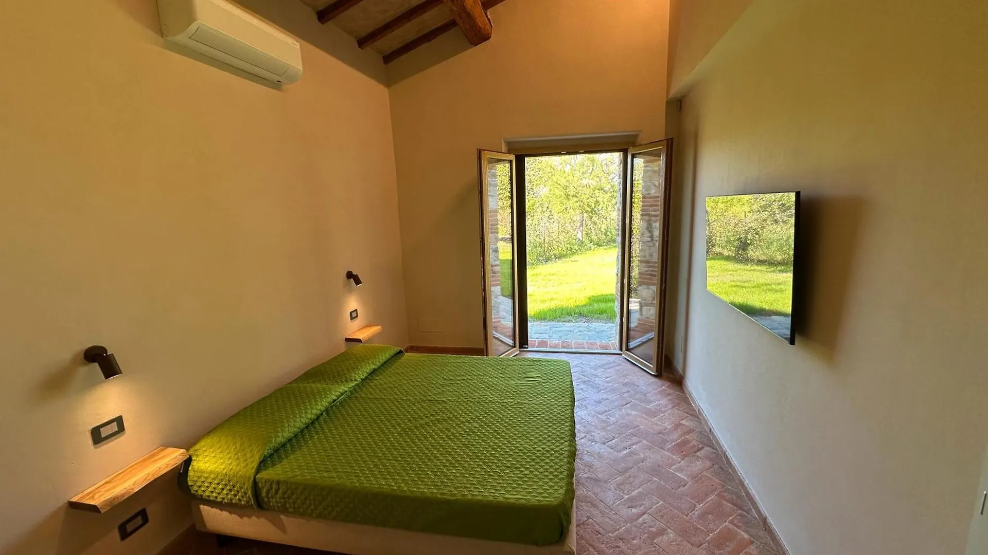 Holiday home Rustico Con Jacuzzi In Toscana Lano Italy